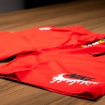 Short Masculino Nike Logo Refletivo com Bolso - Imagem 18