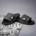 Chinelo Masculino Slide Nike OffCourt Louis Vuitton - Imagem 3