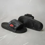 Chinelo Masculino Slide Nike OffCourt Louis Vuitton - Imagem 5