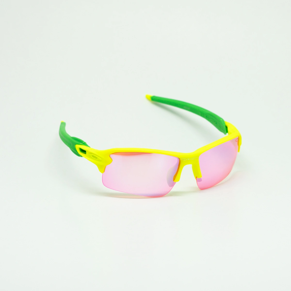 e4f8697b-f6b1-5d5d-947b-f684c8f6a676.webp Óculos Oakley Flak Jacket - Imagem 1