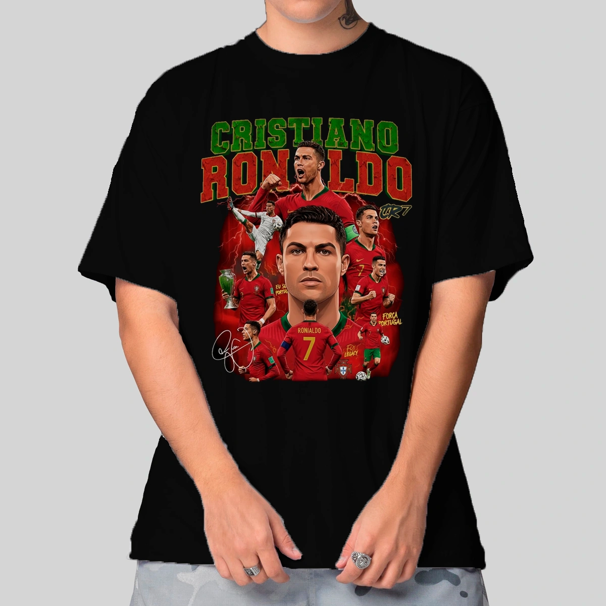 e0521c37-9593-541f-9c4e-40cbbe51c9f1.webp Camiseta Masculina Oversized Cristiano Ronaldo Portugal - Imagem 1