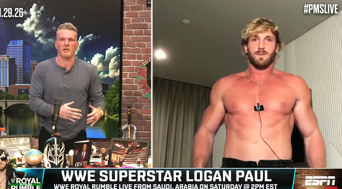 Logan Paul fica sem camisa no programa Pat McAfee antes do WWE Royal Rumble: 'I'm Locked In'