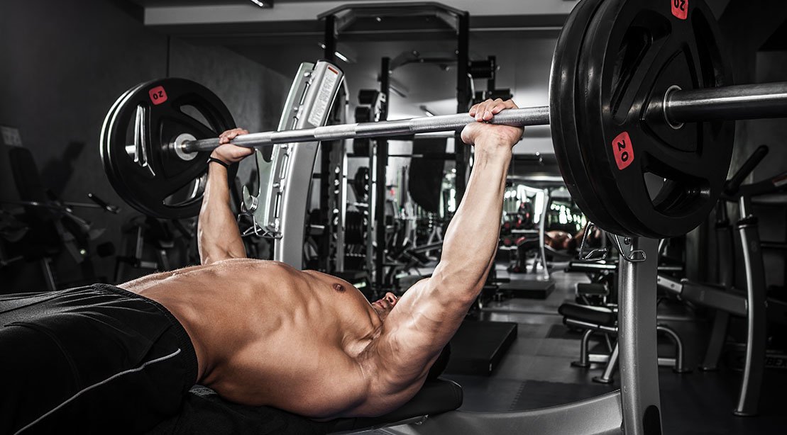 Os 5 principais recordes de supino combinado da NFL de todos os tempos: quem tem mais representantes?