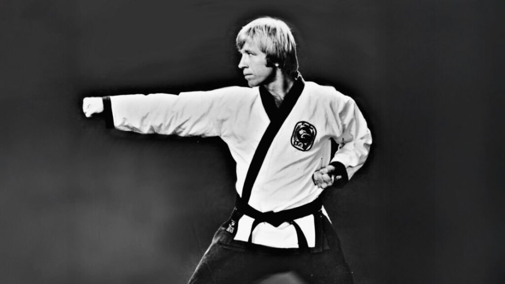 O ícone do filme de ação Chuck Norris morreu aos 86 anos