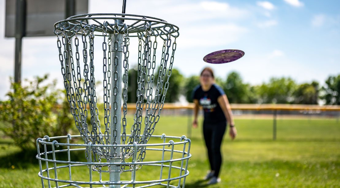 O guia de treinamento do Disc Golf: desenvolva força, refine a mecânica e jogue mais longe